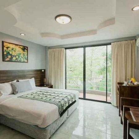 Platinum Place Bangkok Esterno foto
