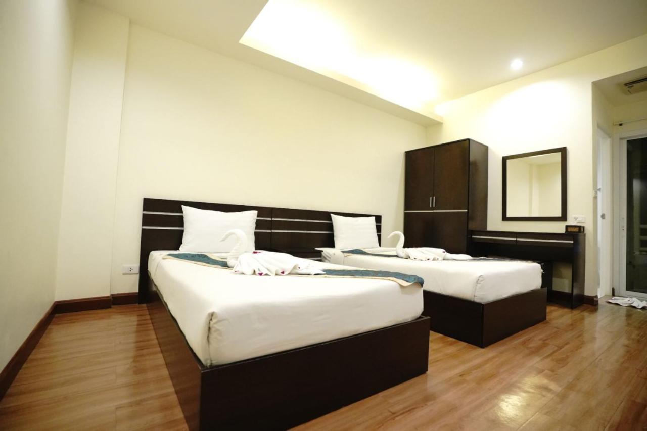 Platinum Place Bangkok Esterno foto